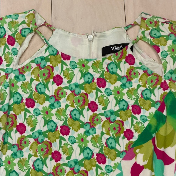 VERSACE VERSUS Dress Sz 42 - Picture 4 of 4